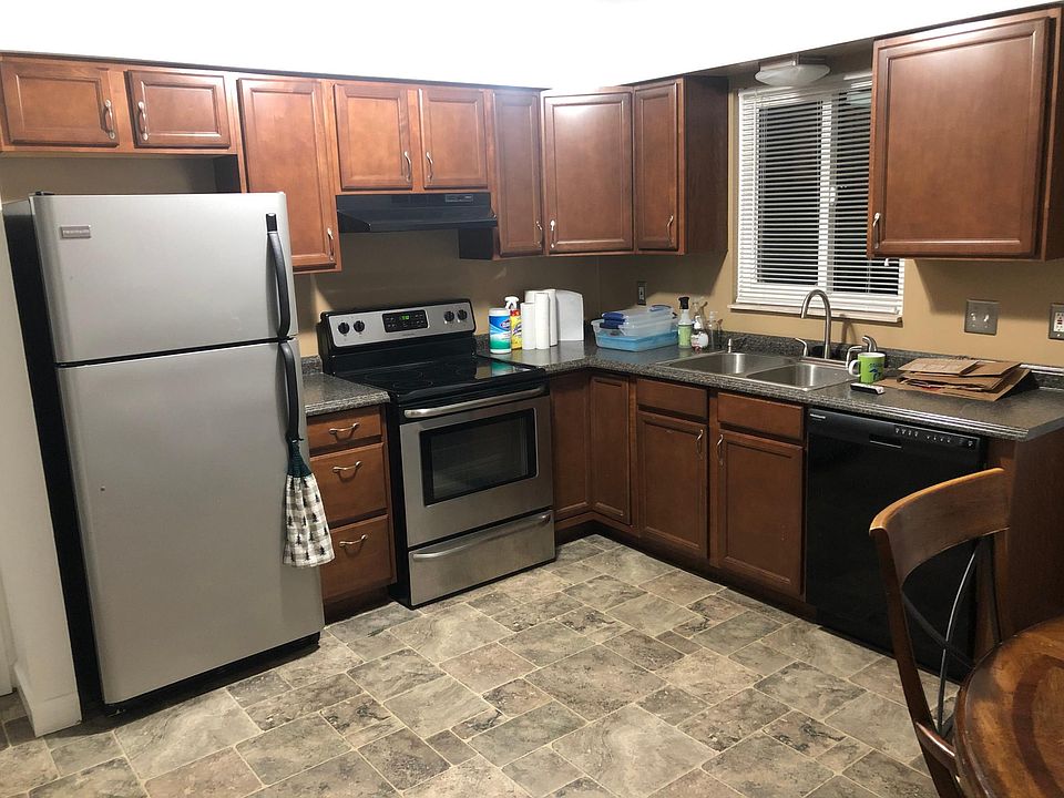 1st image of 1373 Vineland Ct SE #1379