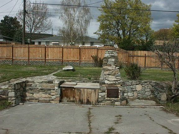 2nd image of 370 Mocliff Dr