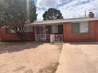 471 Pinewood St, El Paso, TX 79907