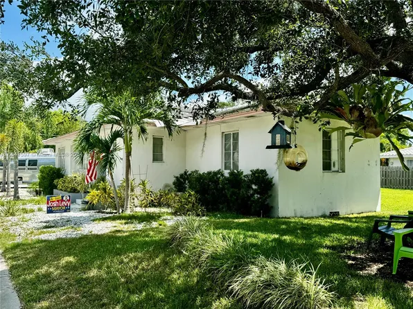 1459 Jefferson St, Hollywood, FL 33020