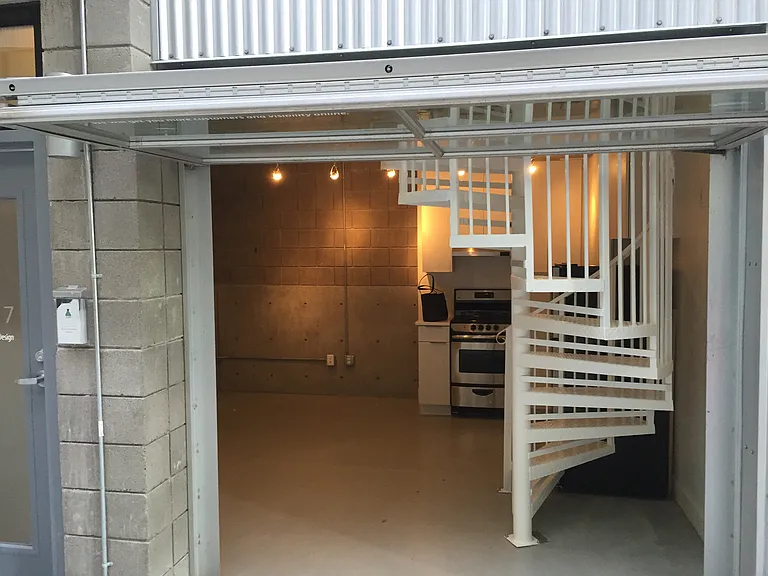 360 W Broadway #217 — Photo 3