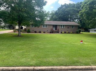 101 Ann Pkwy, Wetumpka, AL 36092