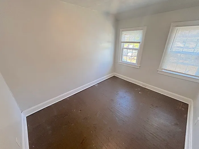 10 Emmons Pl #8 — Photo 10