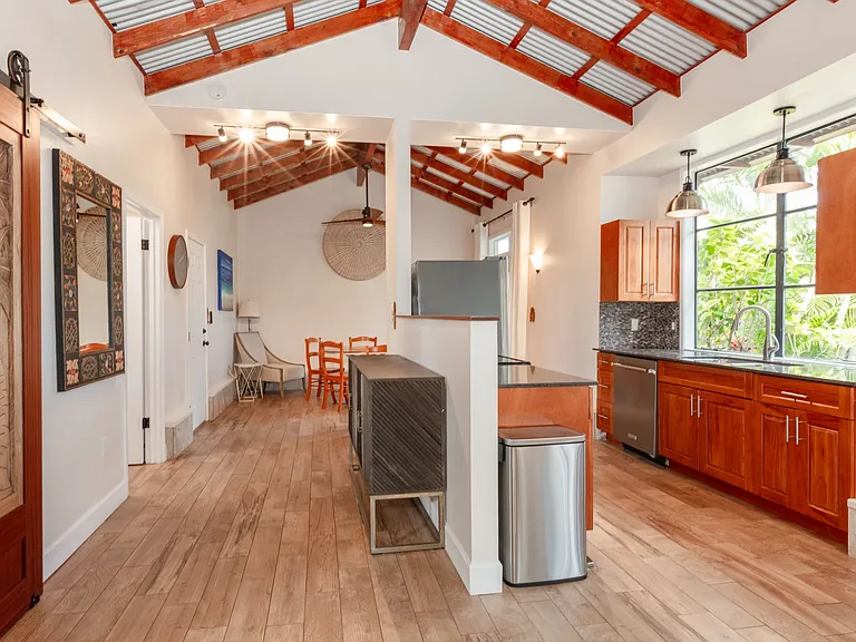 308 Awakea Rd — Photo 12