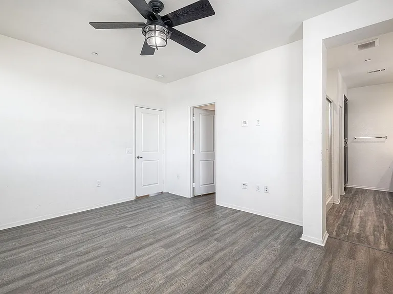 5405 San Virgilio — Photo 7