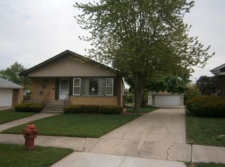 10223 Cook Ave, Oak Lawn, IL 60453
