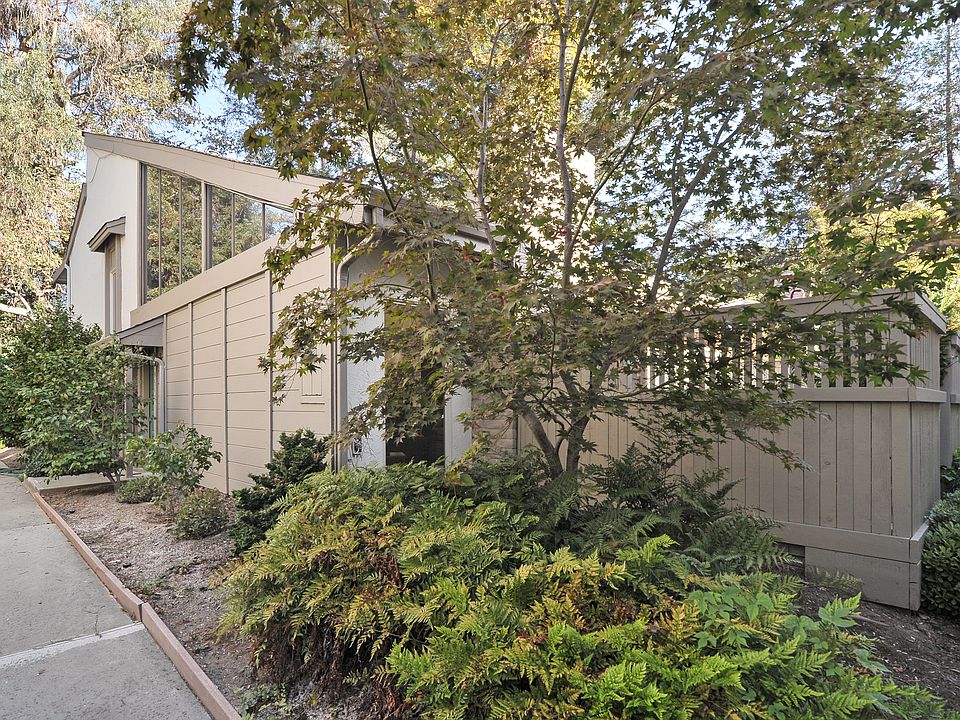 1st image of 19547 Vineyard Ln