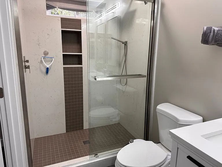 4601 E Robin Dr #1 — Photo 6