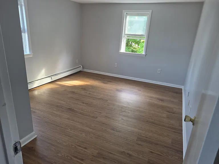 186 Broad St #5 — Photo 7