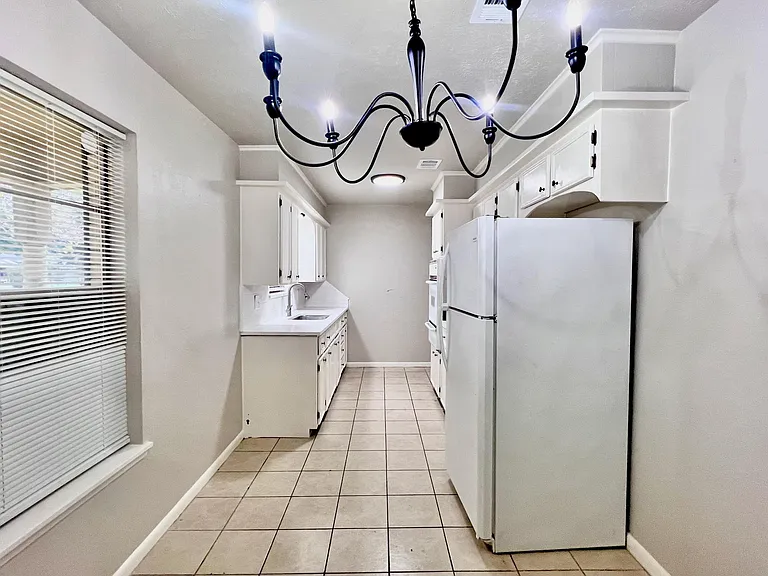 3505 Northpark Dr — Photo 5