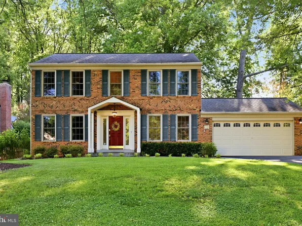 1913 Aubrey Place Ct, Vienna, VA 22182