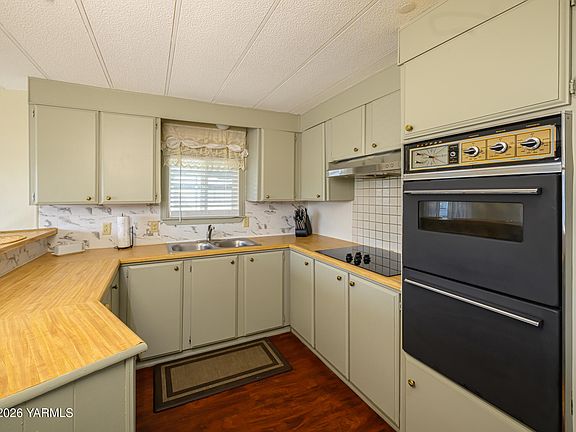 5th image of 3601 Castlevale Rd Unit 31