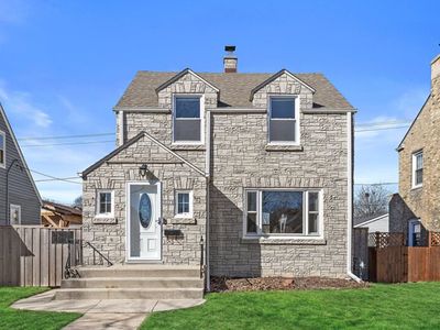 3223 S 25th St, Milwaukee, WI, 53215
