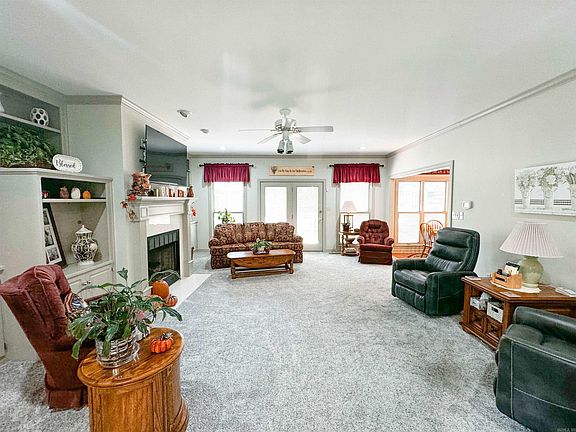 5th image of 309 River Oaks Blvd