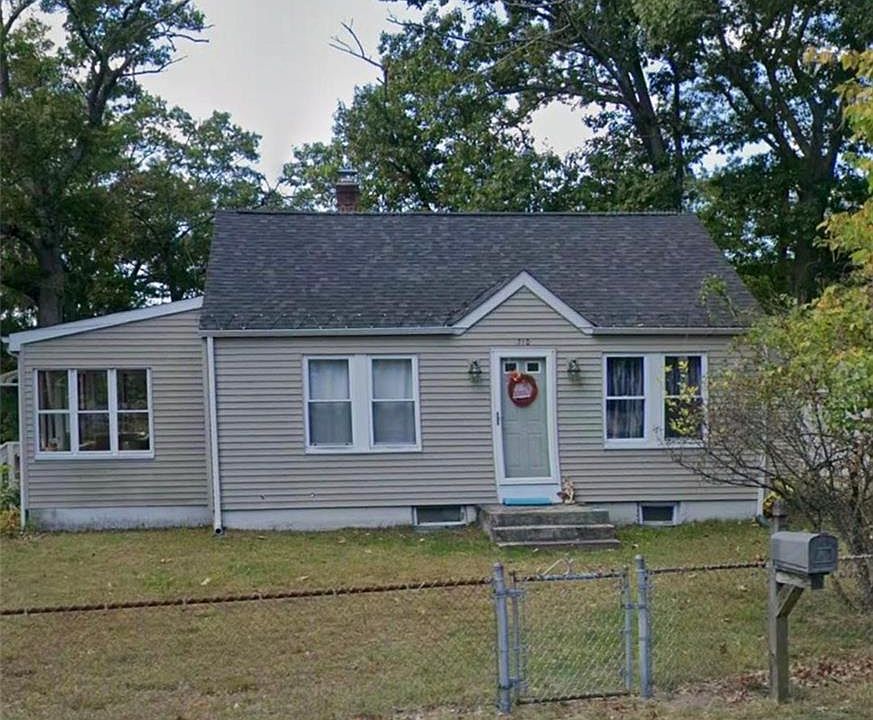 1st image of 310 Mendon Rd