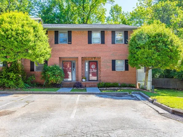 1900 Meadowbrook Cir NW, Dalton, GA 30720