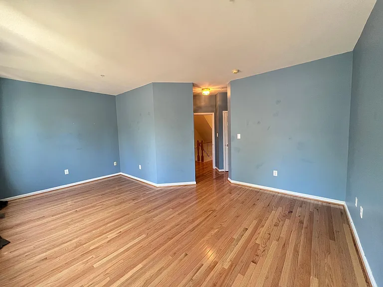 13027 Town Commons Dr — Photo 13