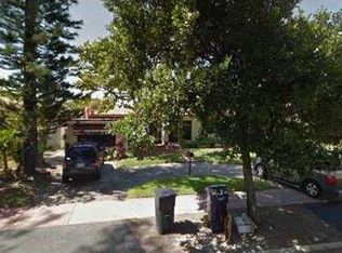 285 Fairway Dr, Miami Beach, FL 33141