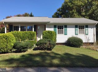 12601 Oakwood Dr, Woodbridge, VA