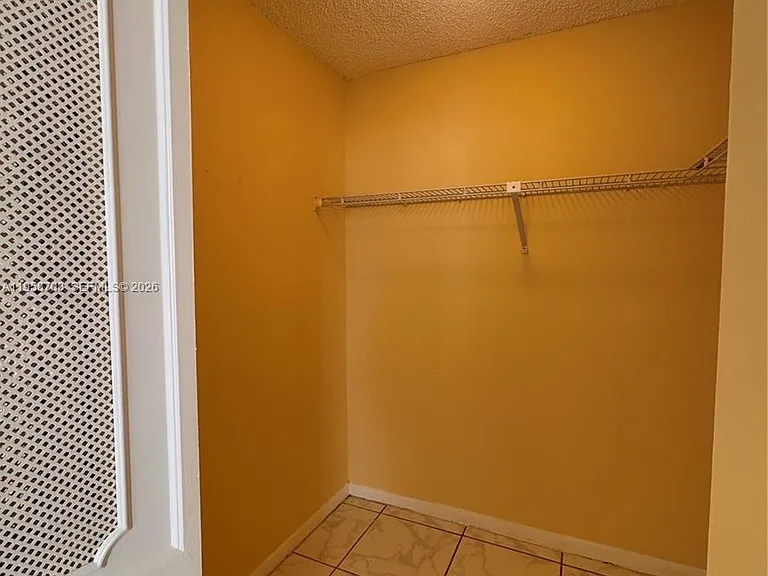 16919 N Bay Rd #117 — Photo 16