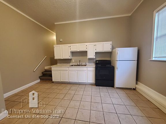 5th image of 450 Long St #F