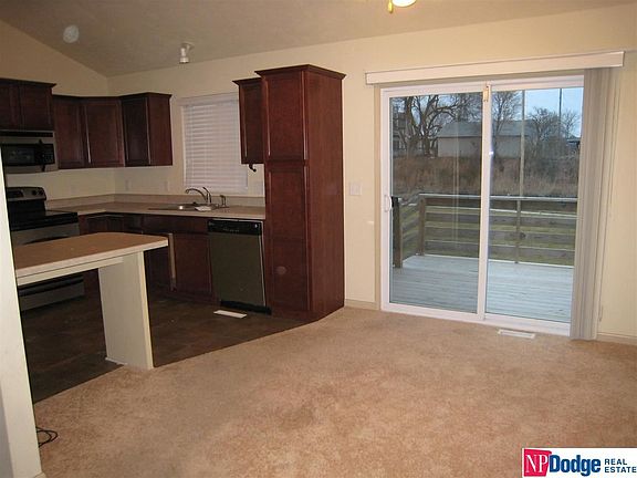 5th image of 21010 Paradise Dr