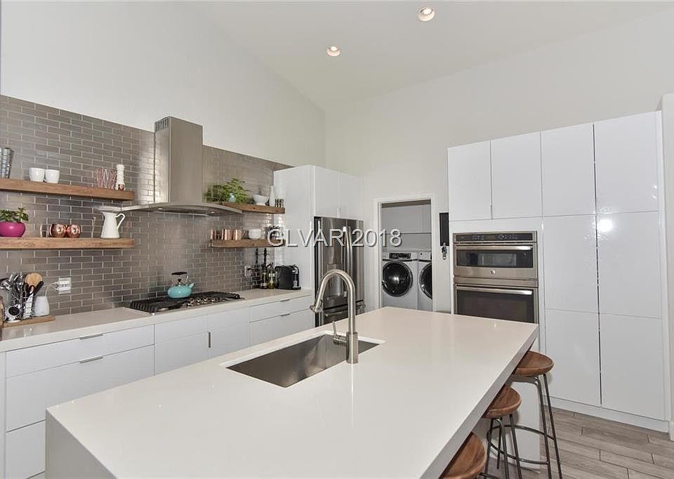 1st image of 10684 Sidlaw Hills Ct