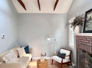 1501 Dewey Ave, Evanston, IL 60201