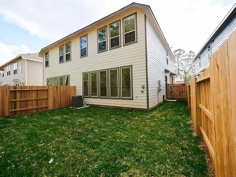 665 Royal Arch Dr — Photo 36