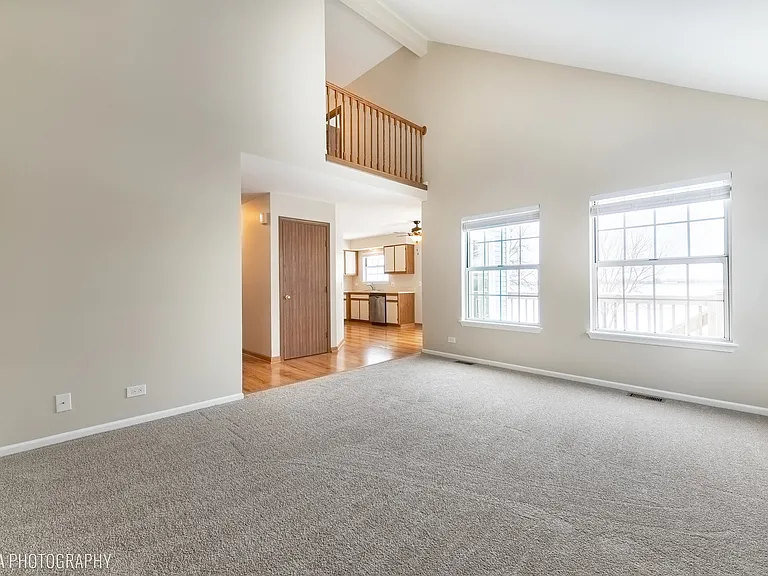 554 Abbeywood Dr — Photo 9