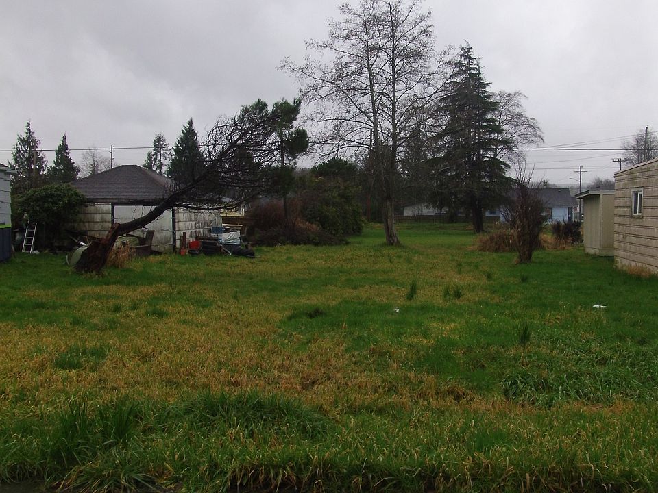 2nd image of XX Perry St