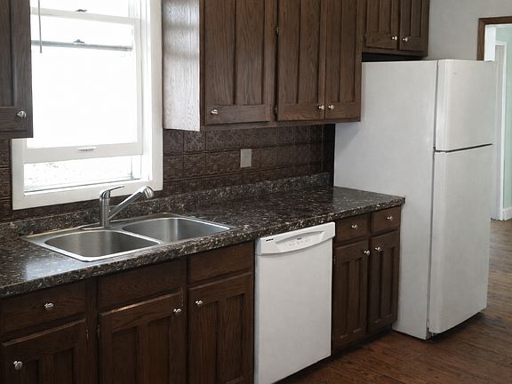5th image of 1203 8th St SE #1