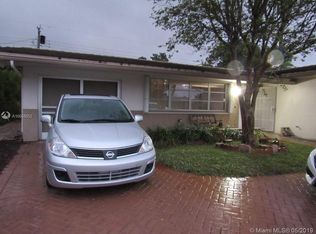 8511 NW 16th St, Pembroke Pines, FL 33024