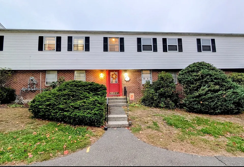 14 Fairview Dr #4