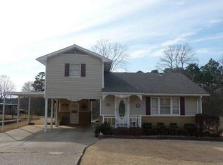 1407 Hall Dr, Ripley, MS 38663