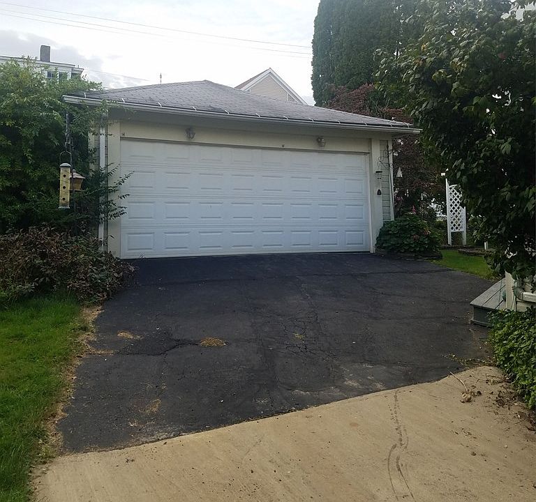 2nd image of 1163 Otter St