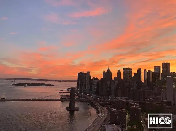 252 South Street image 4 of 13