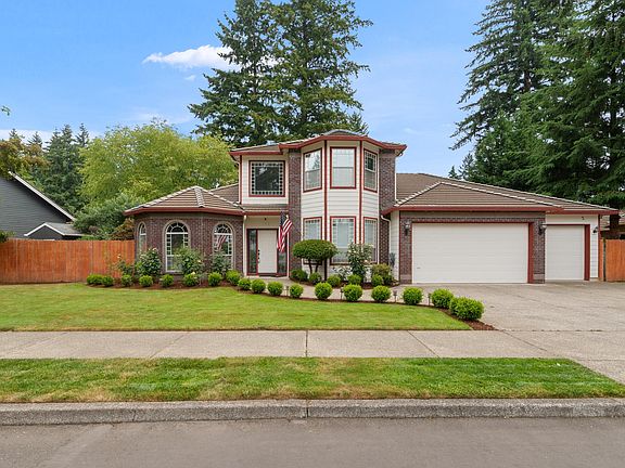 4th image of 1301 NE 146th Ave
