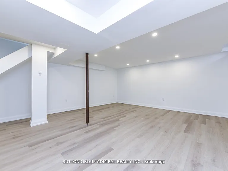 4 Hardcastle Ct — Photo 42