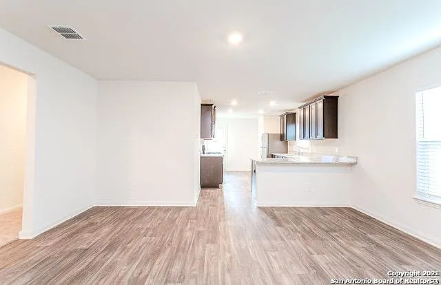4 bed, 1794 sqft, $1,775 — Photo 4