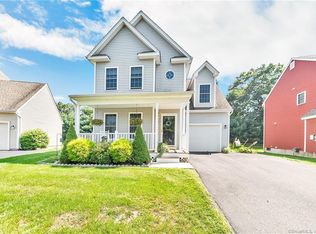 16 Elizabeth Ln, Vernon, CT 06066