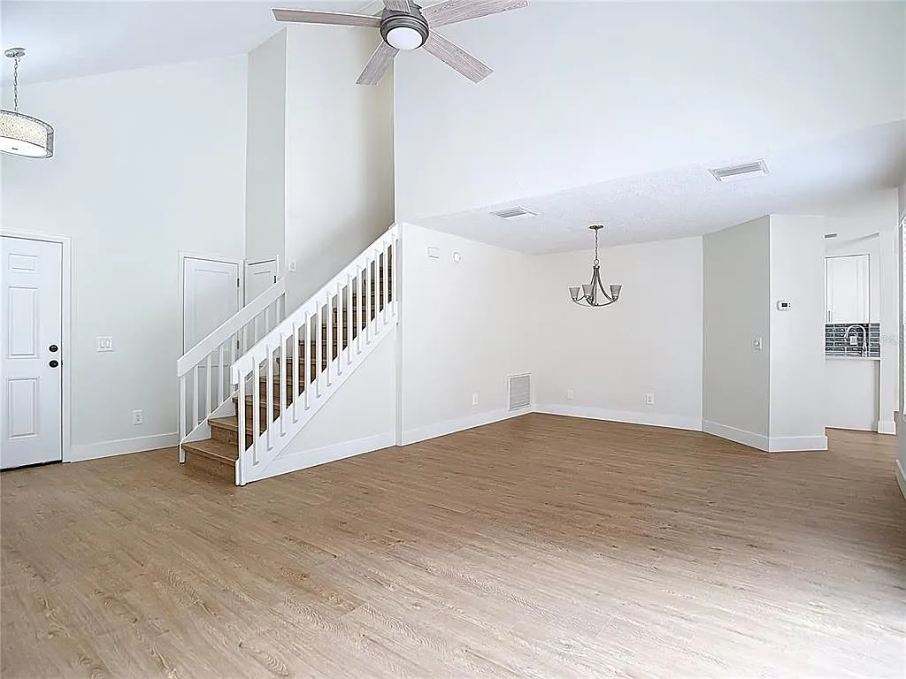 3 bed, 2.5 bath, 1772 sqft, $3,000 — Photo 3