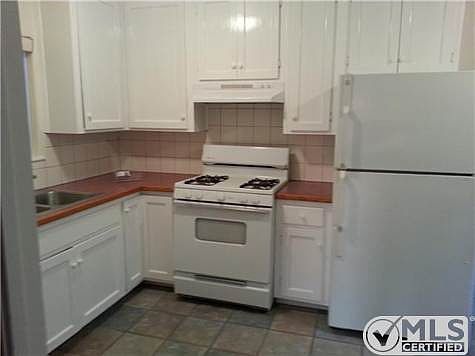 2nd image of 866 11th St