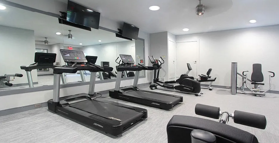 Tuscany Apartments — Photo 2