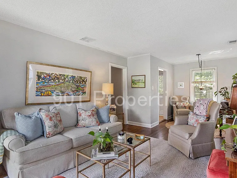 499 Lytle St — Photo 9