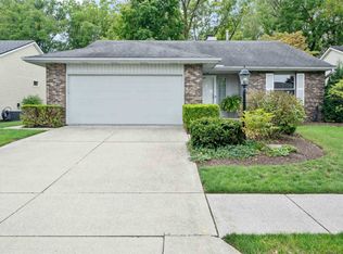 3122 Dockshire Ln, Fort Wayne, IN 46804