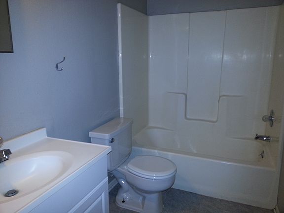 5th image of 14448 Reuter Strasse Cir APT 3