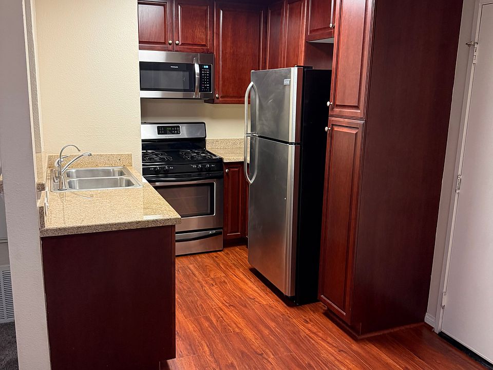 1st image of 5535 Canoga Ave APT 217