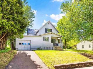 410 Chestnut Ave, Carlton, MN 55718
