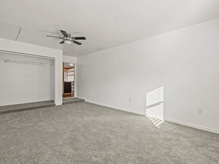 506 Greenbay Ave — Photo 24